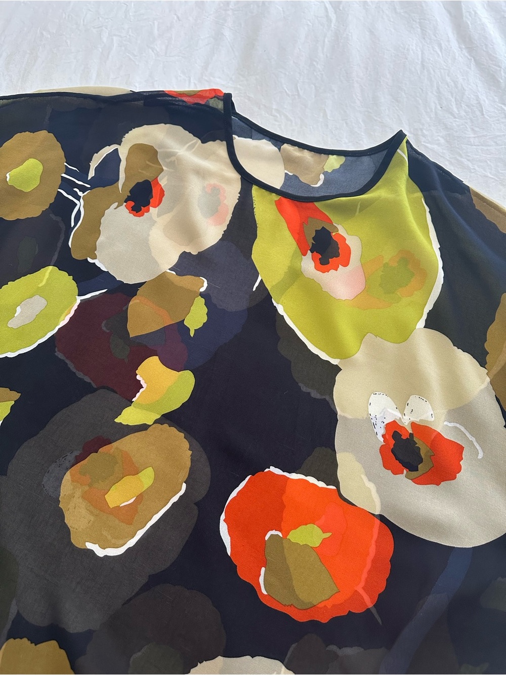 Sheer Floral Print Women’s Blouse in Black and Olive, OSFA - Picture 10 of 10